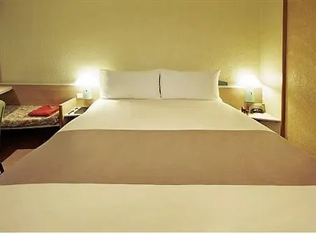 Hotel Ibis Vaugirard Porte De Versailles