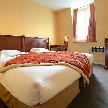 Pastel Hotel 3*