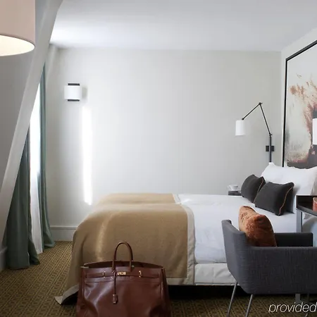 Beauchamps Hotel