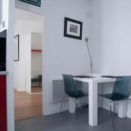 Apartment Into - Pont Neuf *