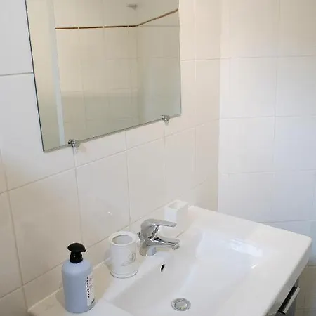 Into - Pont Neuf Apartment *