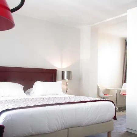 Hotel Eurogroup Champ De Mars 3*