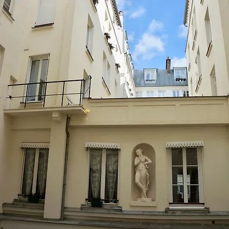 Chic Opera Parijs