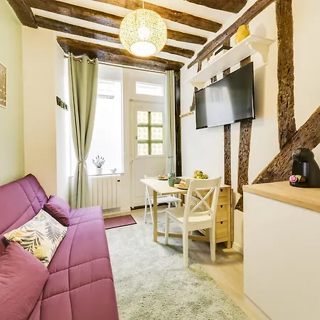Pantheon - Lovely Flat Apartament