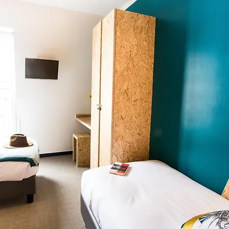 Beautiful Belleville & Hostel