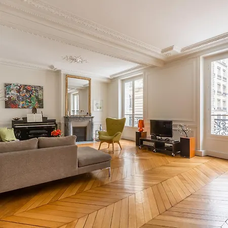 Veeve - Style Near Parc Monceau Париж