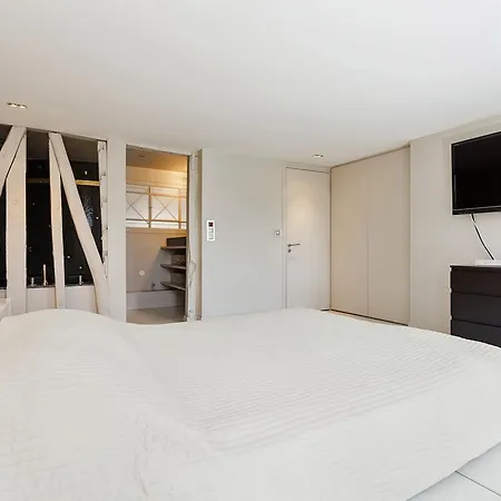 Private Penthouse - Champs Elysees - Arc De Triomphe Apartment *