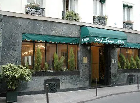 Louvre Hotel 2*