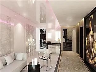 Otel Le Clos De Notre Dame 3*