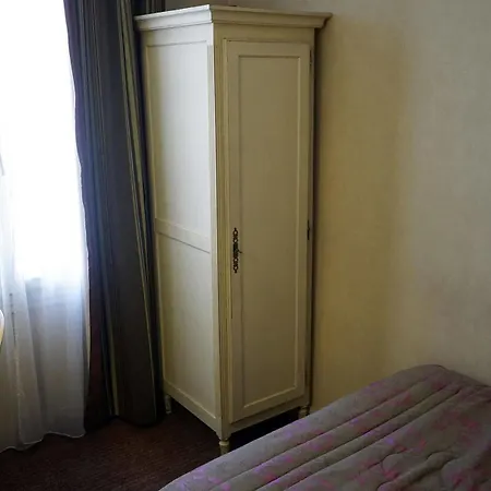 Hotell Riviera Elysees 3*