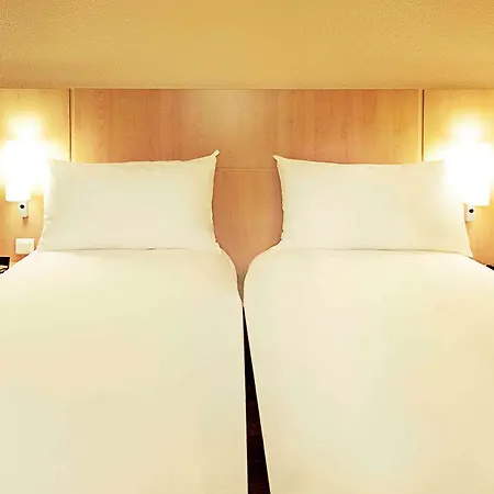 Ibis Vaugirard Porte De Versailles Paris