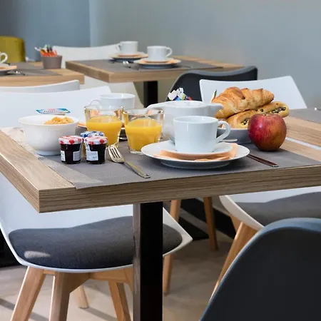 Moulin Hotel 3*