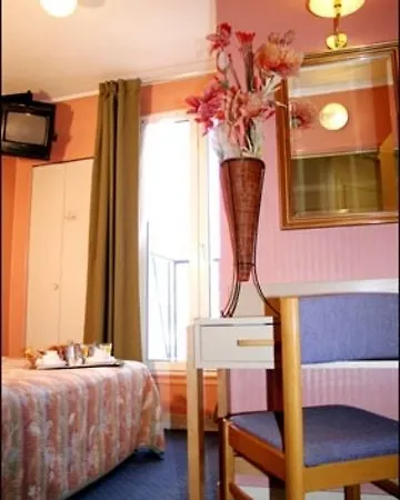 아브니르 호텔 파리