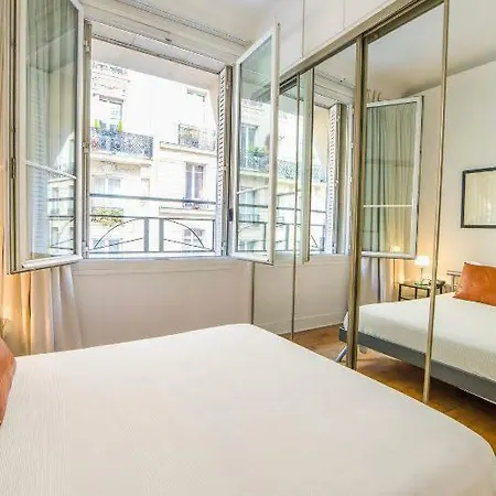 Apartment Maison Eiffel