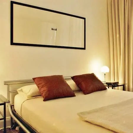 Maison Eiffel Apartment *