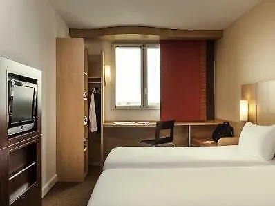 Mercure Butte Montmartre Basilique Hotel Paryż