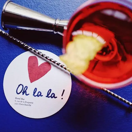 Oh La La ! Bar Bastille Hotel