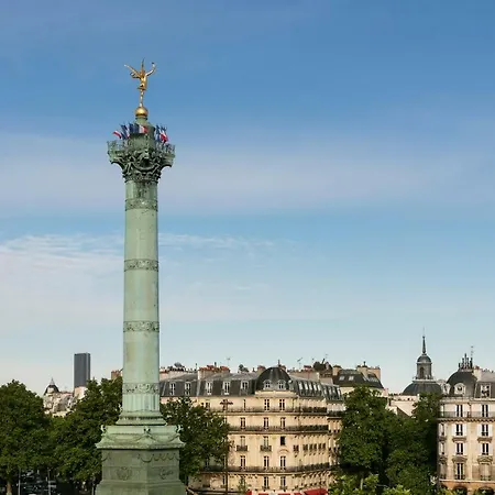 Hotel Oh La La ! Bar Bastille 3*