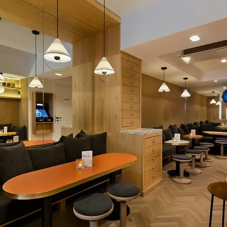 Hotel Oh La La ! Bar Bastille