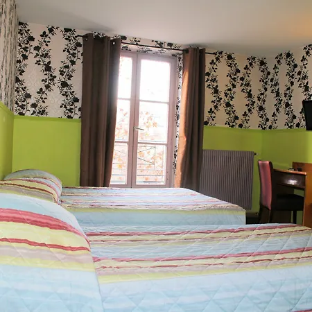 Absolute République Hotel