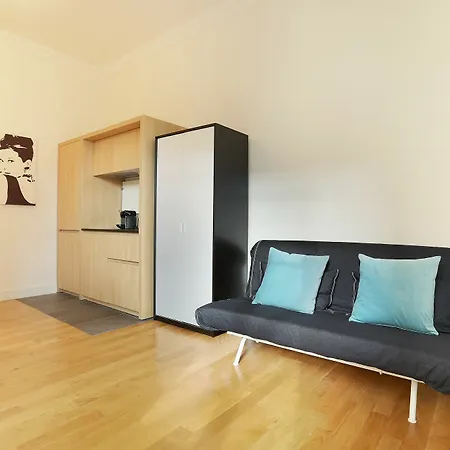 Prestige Champs Elysees Apartment