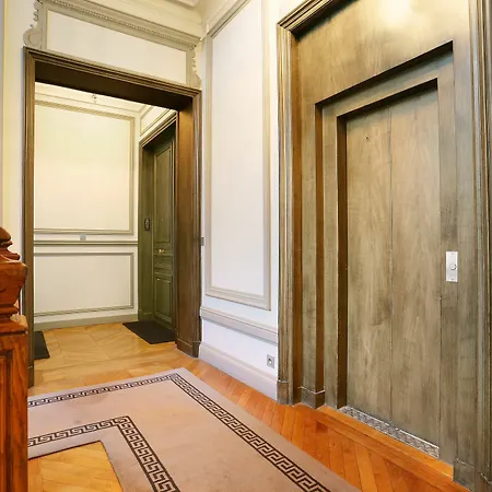 Apartment Prestige Champs Elysees