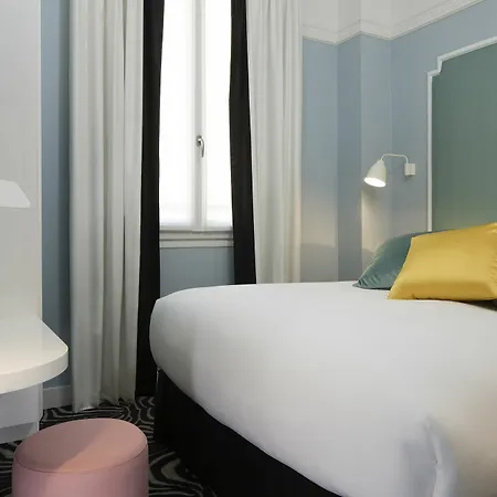 Pastel Hotel