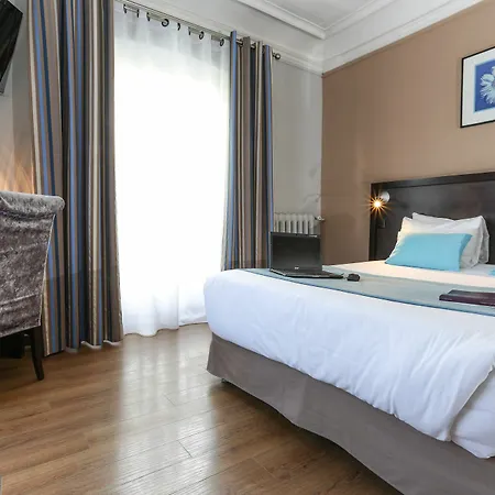 Avalon Gare Du Nord Hotell 3*