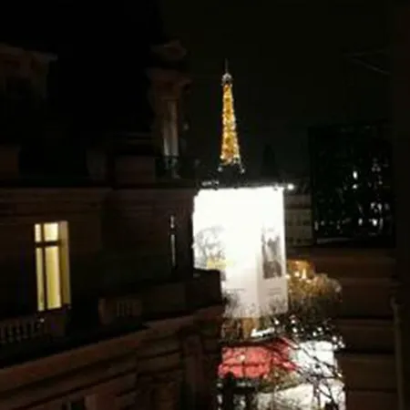 *** Champs Elysees Studio Apartment Paris