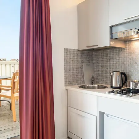 Apartahotel Adagio Access Tour Eiffel St Charles París