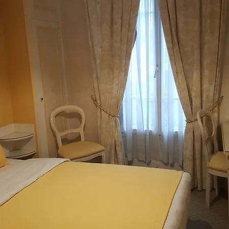 Hotel Camille Tapestry Collection By Hilton Paris
