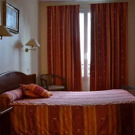 Hotel Montpellier Parigi
