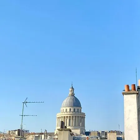 Studia * Paris