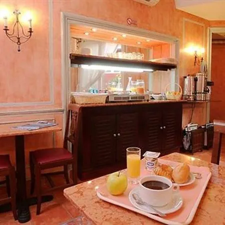 Korner Etoile Hotel 3*
