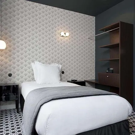 Emile Le Marais Hotel 3*