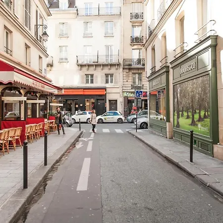 Place Pantheon Apartment
