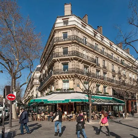Place Pantheon Apartment
