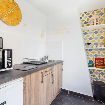 Cmg Ledru-rollin - Canal Saint Martin 2 Apartment *