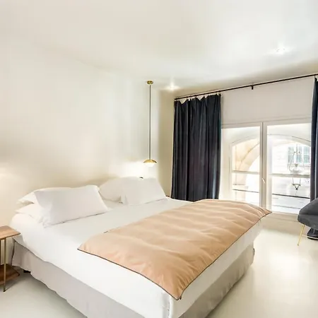 Apartment Habitat Parisien - Louvre Rivoli