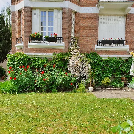 La Romantique Bed & Breakfast