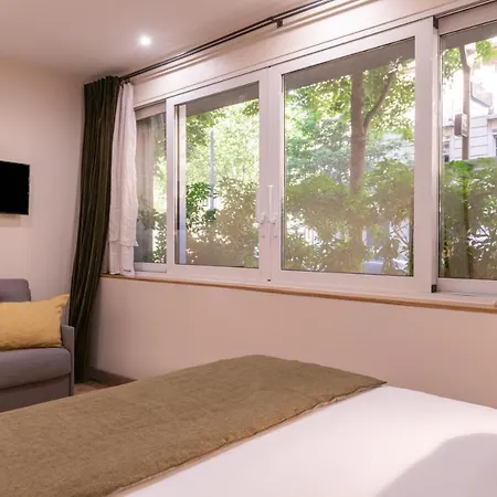 Cmg - Boutique Hotel Chambre - 3P - Auteuil/ Michel Ange