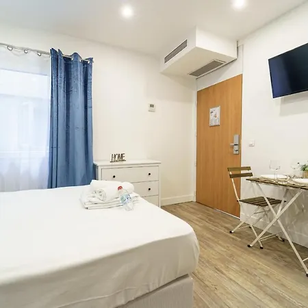 Cosy Studio In The 8th Neighborhood *