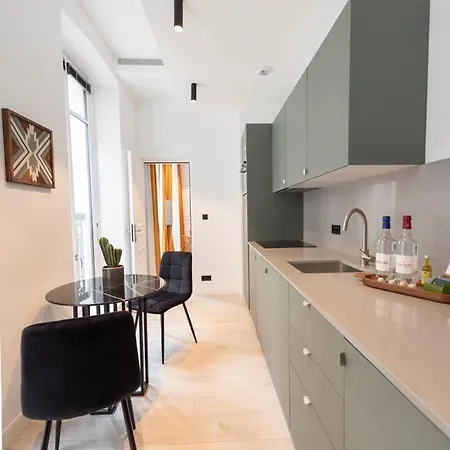 O'lord, 4 Etoiles, De Luxe Champs-elysees Apartment