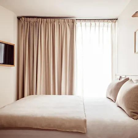 Monsieur Aristide Hotel