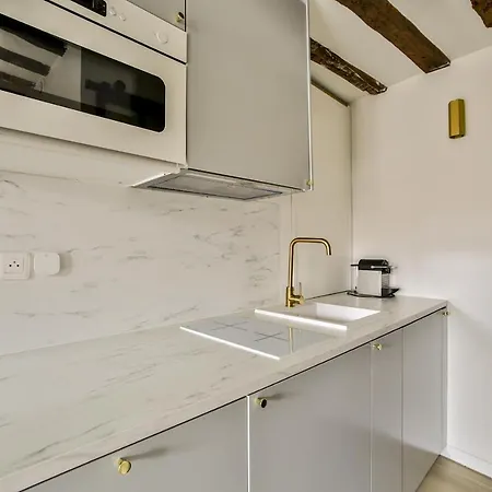 New&renovated Cosy Flat In The Marais !!! 4pers アパート *