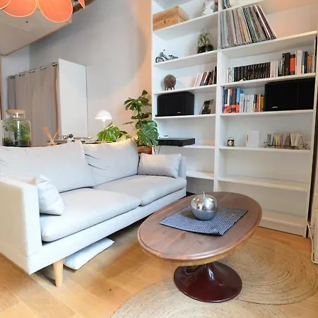 Apartment Superb Studio For 2 In