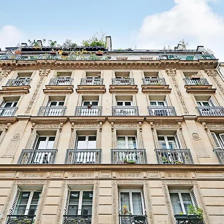Cmg Lancry Apartment