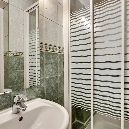 Apartment Chic Studio With Terrace Downtown Paris
