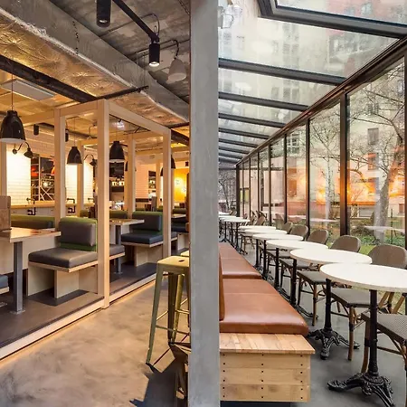 Generator Hostel Paris