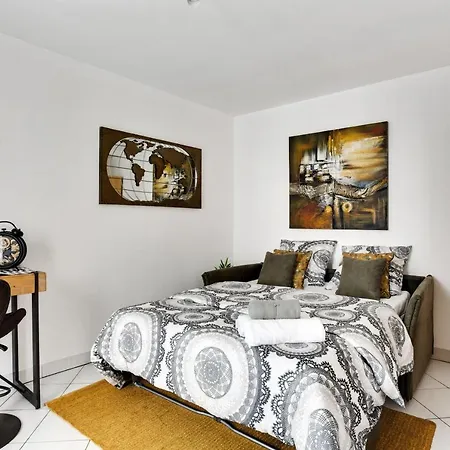 Chic Studio With Terrace Downtown Apartment Paris